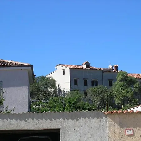 Marisa In Cres